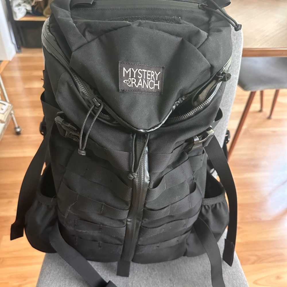 MYSTERY RANCH backpack - Picture 4 of 6